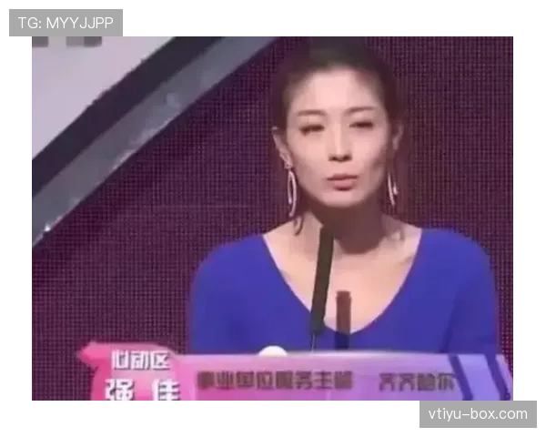 惠若琪买个包能吓一跳，普通人一月工资都不够买一只吧？