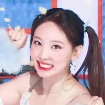 仰映容